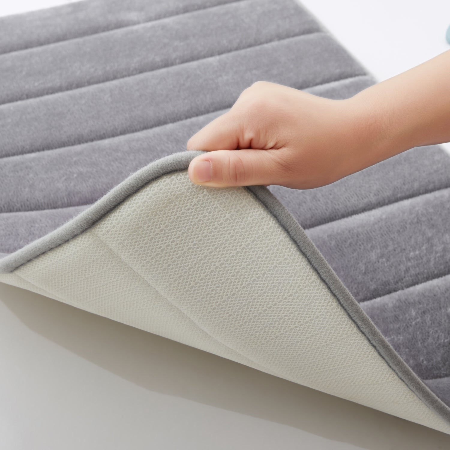 Memory Foam Bath Mat Ultra Absorbent Non-Slip Silver