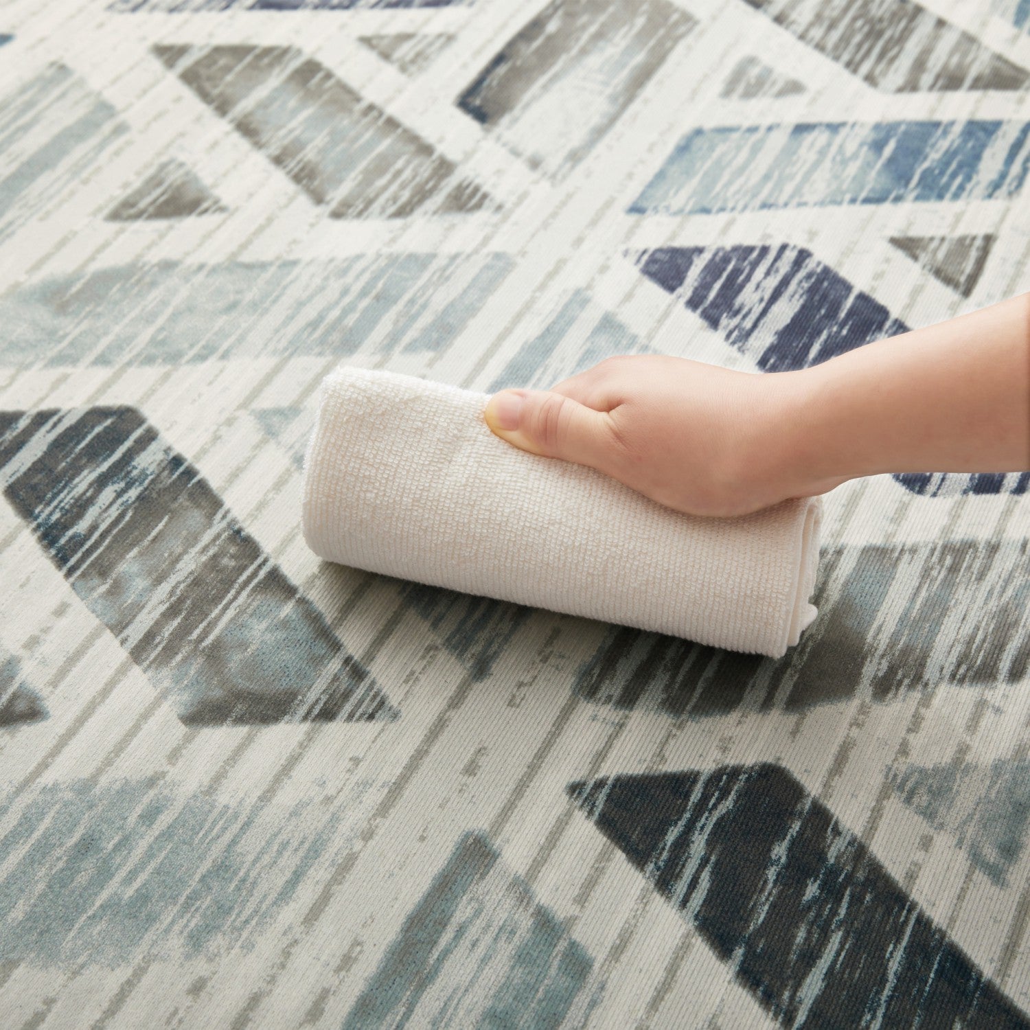 Abstract Design Printed Area Rug For Modern Floor Zara