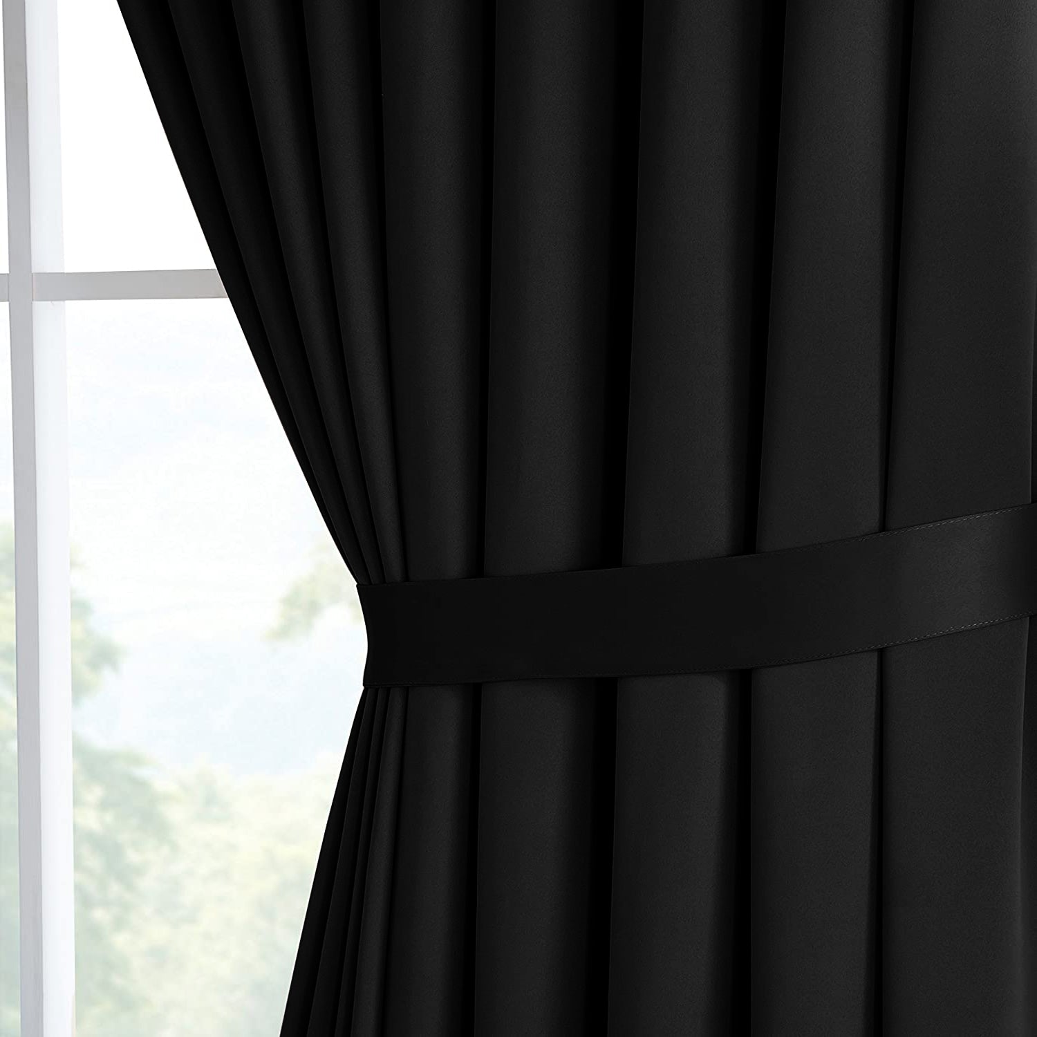 Black Thermal Blackout Eyelet Curtains