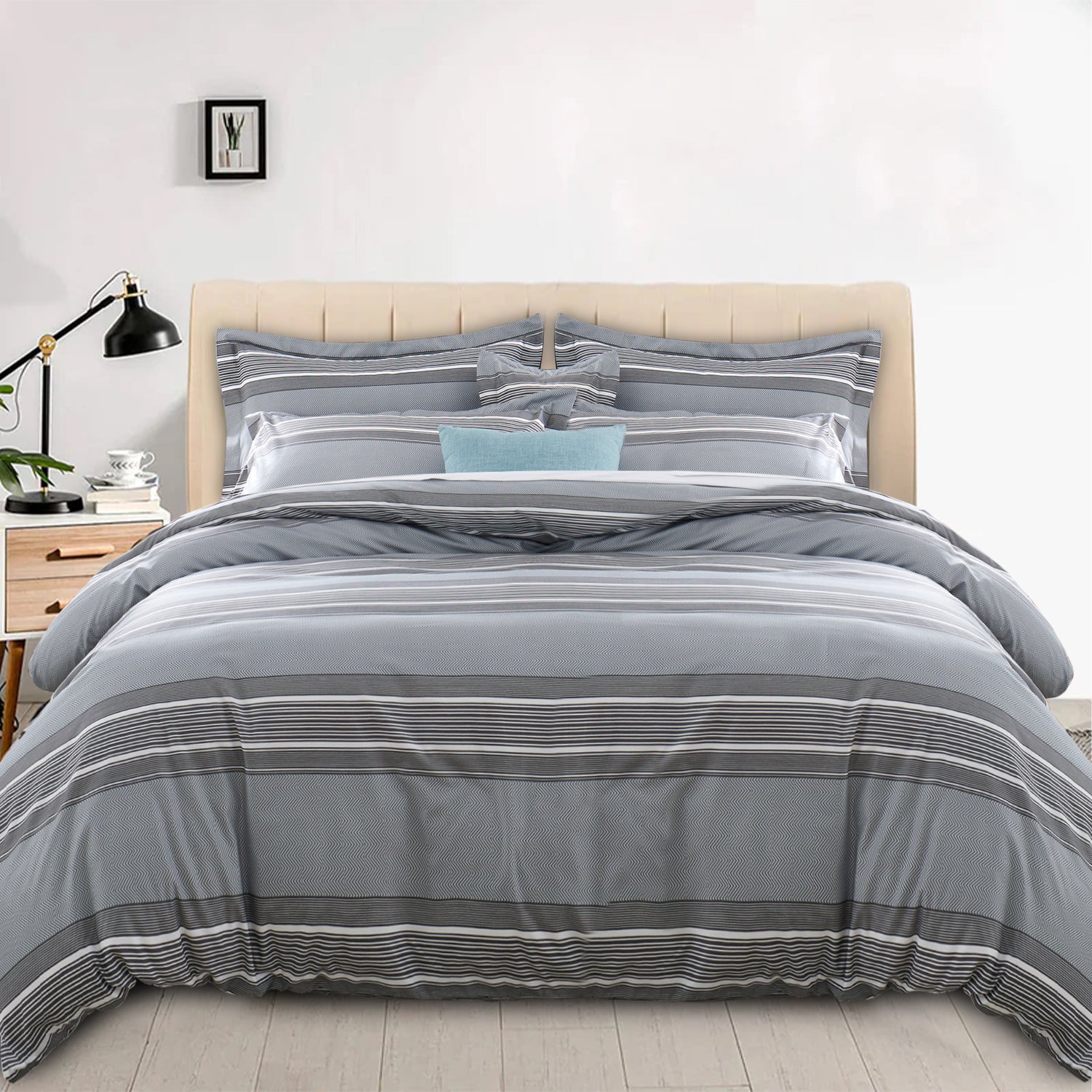 Stripes Printed Reversible Duvet Cover Set Grey